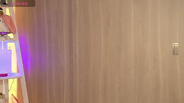 Pokój czatu na żywo – emily_sweett24
