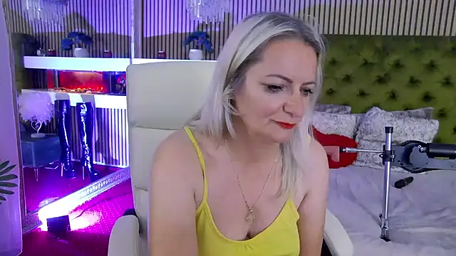 LadyTouch чат на живо