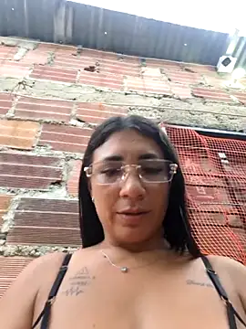 Chatroom en direct de hot_veteran01