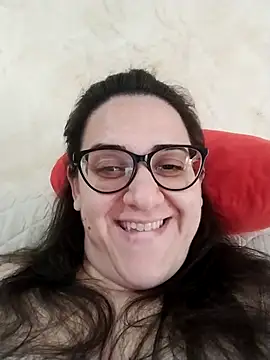 Dolcecurvy's Live Chat Room