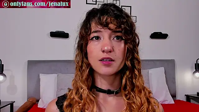 חדר צ'אט בשידור חי של jennalux_