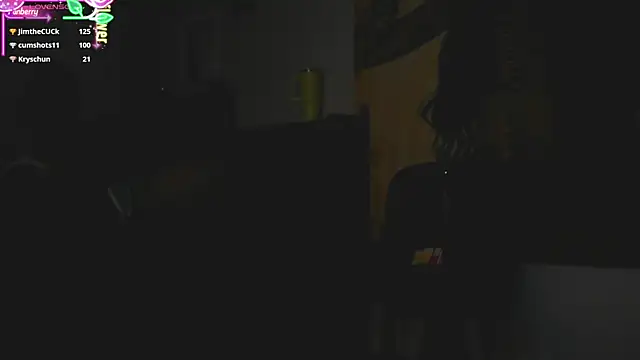 Živá chatovací místnost Queenanitadix