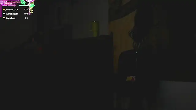 Queenanitadix чат на живо