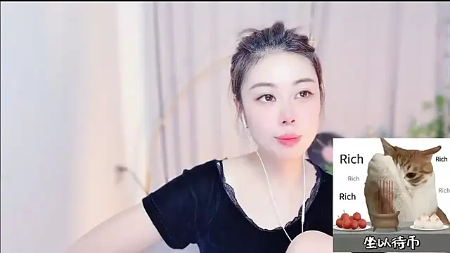 Živá chatovací místnost CC-777888