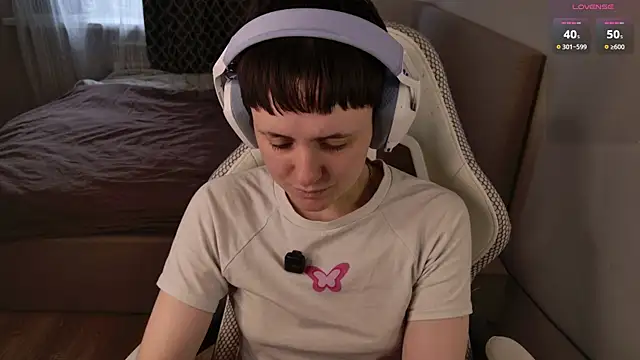 Sala de chat en directo de Luna_Loveee