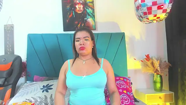 Mariana_star1's Live Chat Room