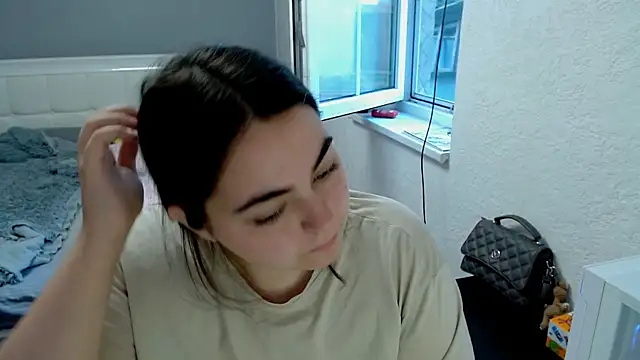 kitsune_8 Live Chatrum