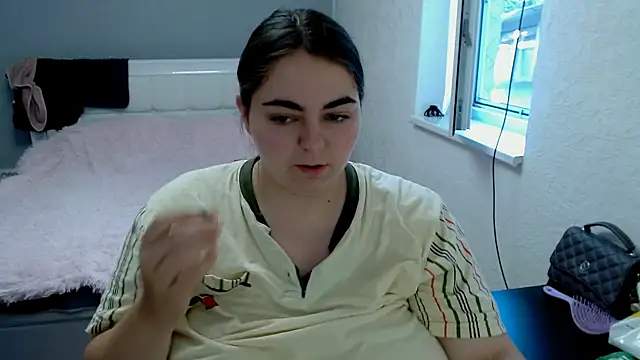 Chat soba uživo modela kitsune_8