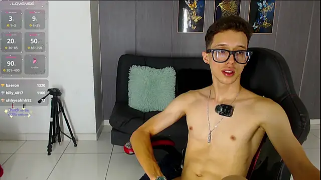 skinny_bigcock02 লাইভ চ্যাট রুম