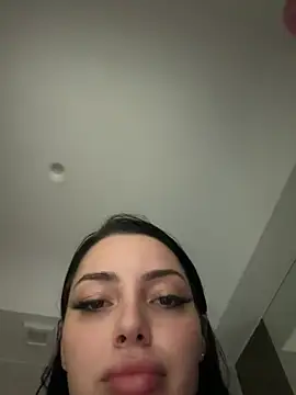 MyaSplash Live Chatraum