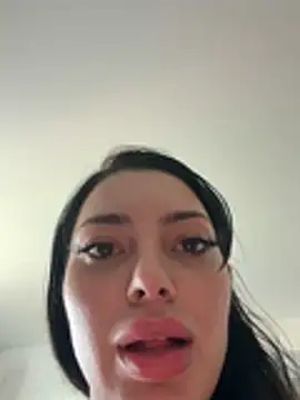 חדר צ'אט בשידור חי של MyaSplash