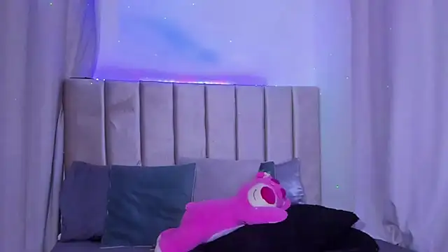 Živá chatovací místnost Anaroussew02