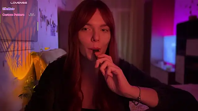 CherryRed_Girl: вебкам-шоу