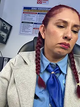 Megan-01- Adlı Modelin Canlı Sohbet Odası