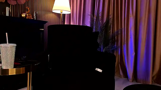 LexySinner 现场聊天室
