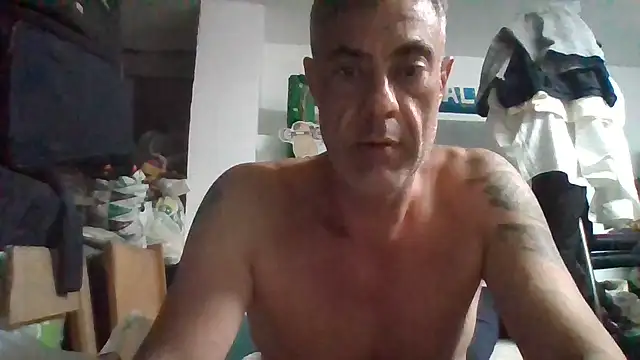 Chat soba uživo modela Shun4627