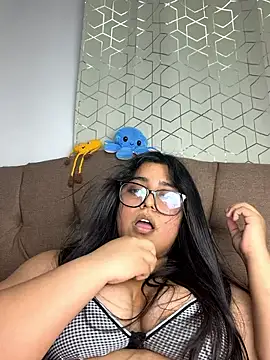 Chatroom en direct de virginbrunette99