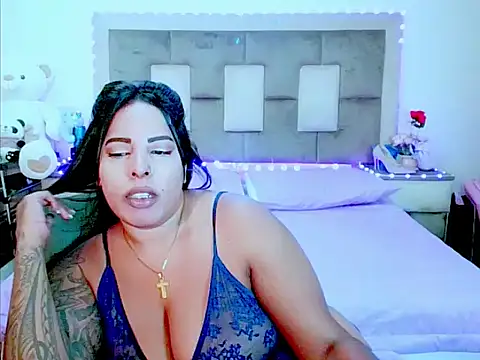 indiantopaz694un Live chat-huone