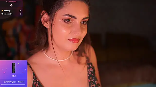 _Allie_ Adlı Modelin Canlı Sohbet Odası