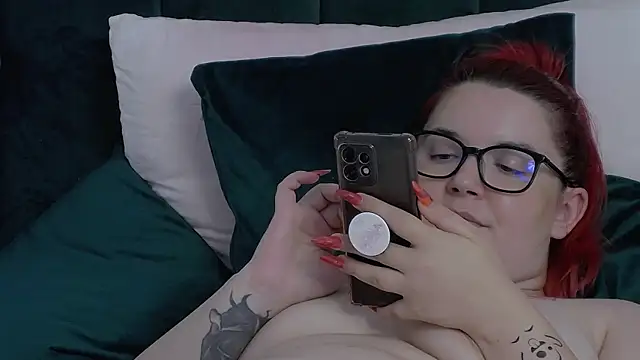 Živá chatovací místnost KailyKay