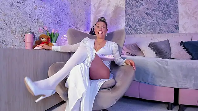 Sala de chat ao vivo de Liannaa_