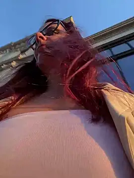 NataKitten live sex-cam show