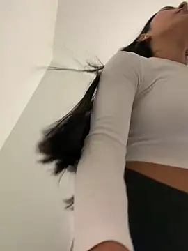 AshleyG_222 – Naživo chatovacia miestnosť