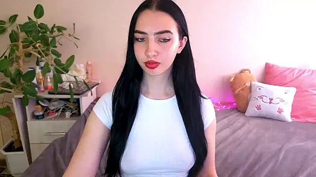 WildKittenX_'s Live Chat Room