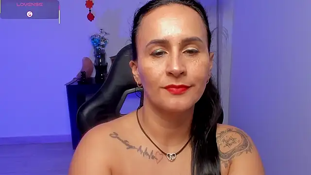 Sala de chat en directo de Sara_Charmy