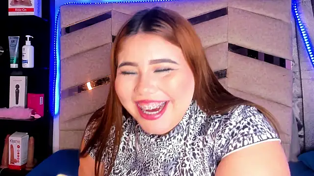 MadissonLee__ Adlı Modelin Canlı Sohbet Odası