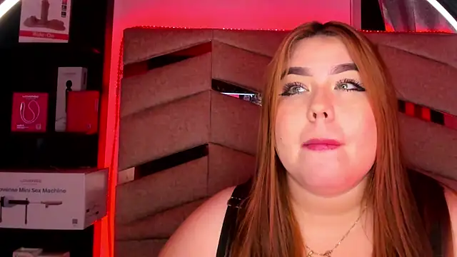 MadissonLee__n Live chat-huone