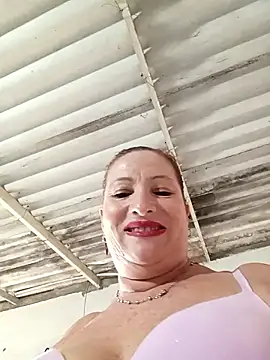 Chatroom en direct de Sexy-Woman-Mature