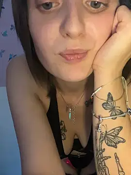 Chat ao vivo de badgiuxx03