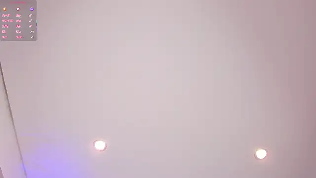 Adharamonroe 现场聊天室