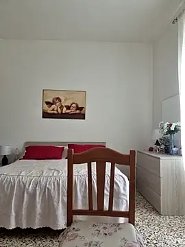 חדר צ'אט בשידור חי של Gattina74