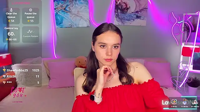 EmelyMason Adlı Modelin Canlı Sohbet Odası