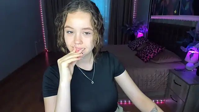 BeatriceShine Cameră chat live