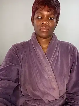 Missvixen81 লাইভ চ্যাট রুম