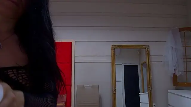 LanaBanner Live Chatraum