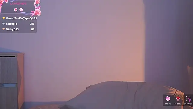 JulesBenett Cameră chat live