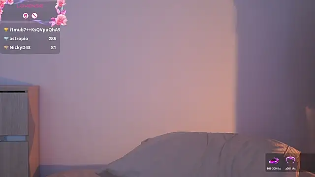 JulesBenett Cameră chat live