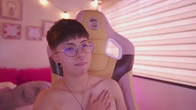 Sala de chat ao vivo de tommy_blue