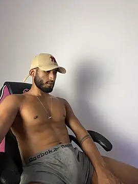 חדר צ'אט בשידור חי של Dasul_
