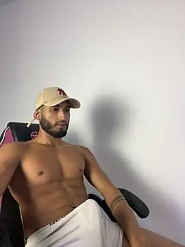 Dasul_ Adlı Modelin Canlı Sohbet Odası