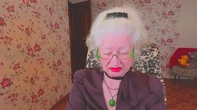 غرفة دردشة Maya_Mayflower المباشرة