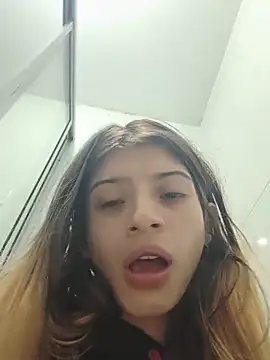 KratosAfroditacs Live chatroom