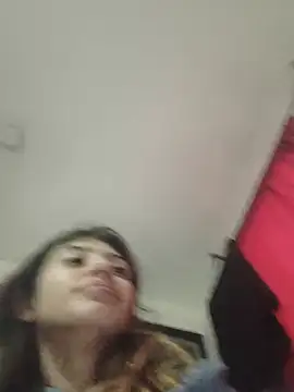 Chat soba uživo modela KratosAfroditacs