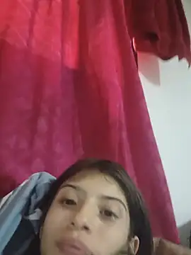 חדר צ'אט בשידור חי של KratosAfroditacs