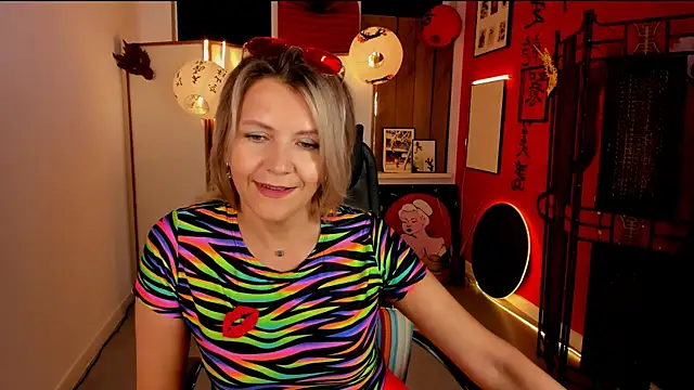 חדר צ'אט בשידור חי של NicoleHitman