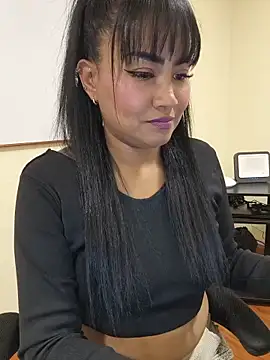 Ariana_Rodriguez 실시간 채팅방